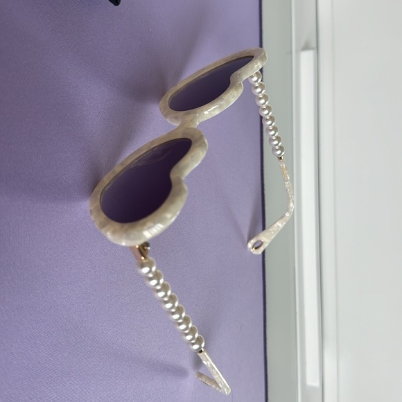 Lele Sadoughi Sunglasses - Picture 2 of 3